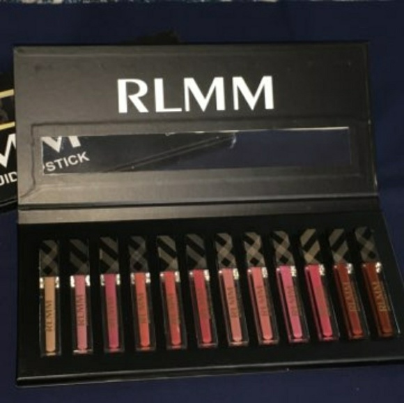 Matte Liquid Lipstick - Picture 1 of 4